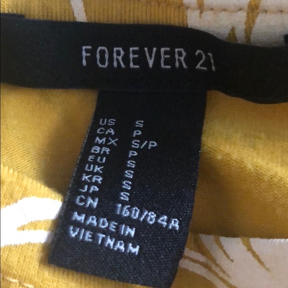 F21 Printed Tee - Picture 3 of 3